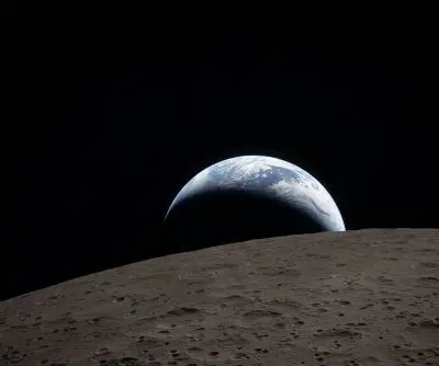 artemis-ii-crew-prepares-as-spacecraft-heads-back-toward-earth