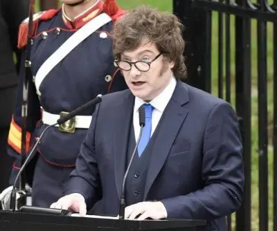 mileis-approval-falls-in-argentina-as-inflation-picks-up-again-2