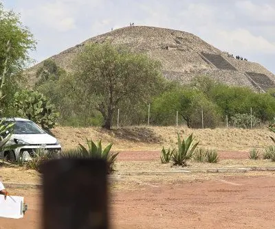 Gunman kills Canadian at Mexico’s pyramids; 6 Americans wounded