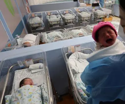 childbirths-grow-at-record-high-pace-in-feb-data-2