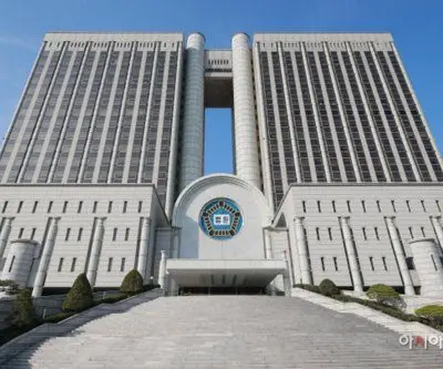 Ex-Samsung manager gets 6 years, 4 months in chip leak case