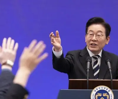 South Korea’s Lee criticizes award-winning Daejang-dong report