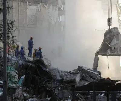 at-least-5-killed-in-kyiv-after-russia-launches-large-scale-strikes-2