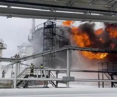 Ukraine strikes Russian oil plants in Moscow, Black Sea region