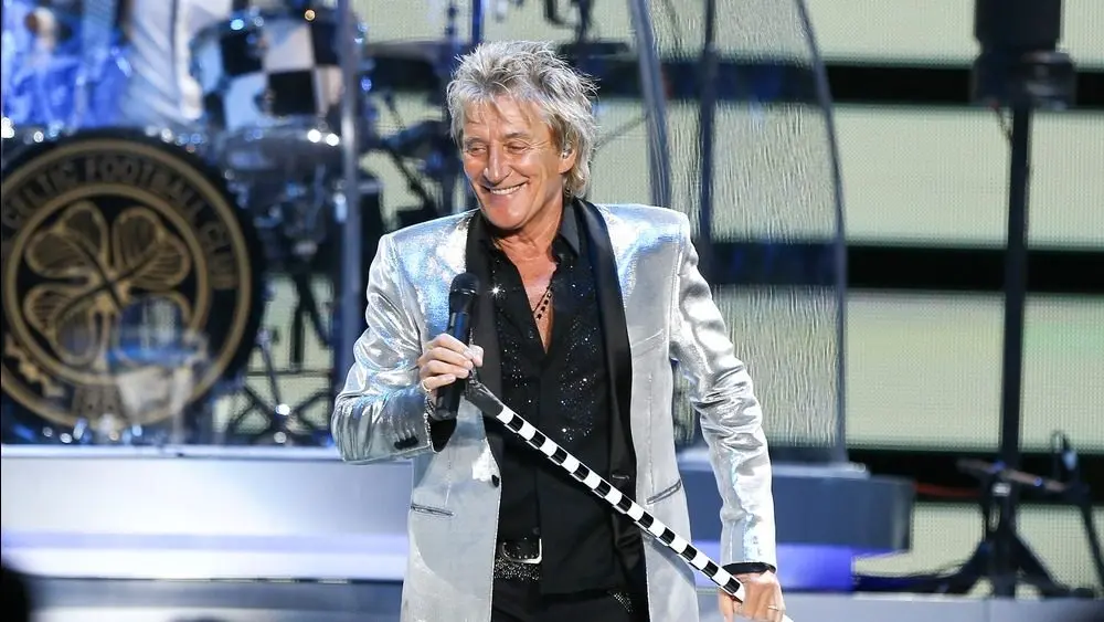 Rod Stewart performs in concert at Jones Beach Theater on July 18^ 2017 in Wantagh^ New York
