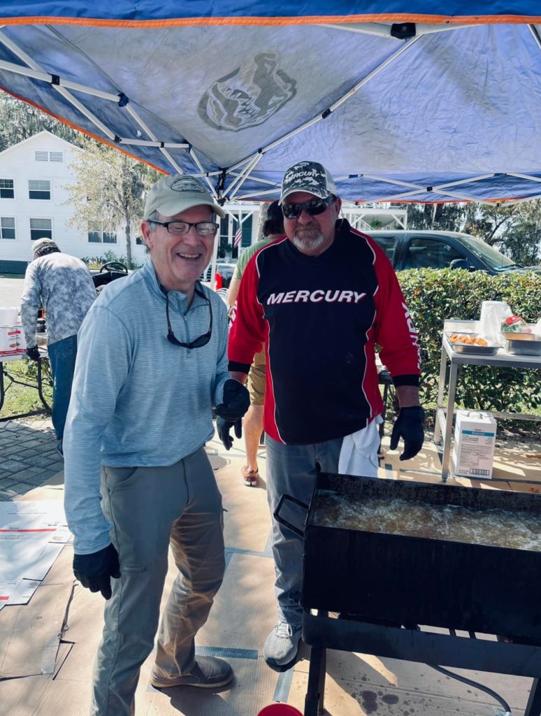 Homosassa Guides Association 15th annual fish fry at MacRaes – WXCV