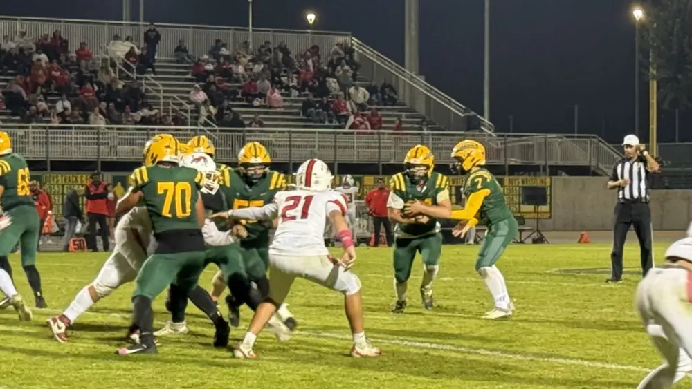 kingsburg-win