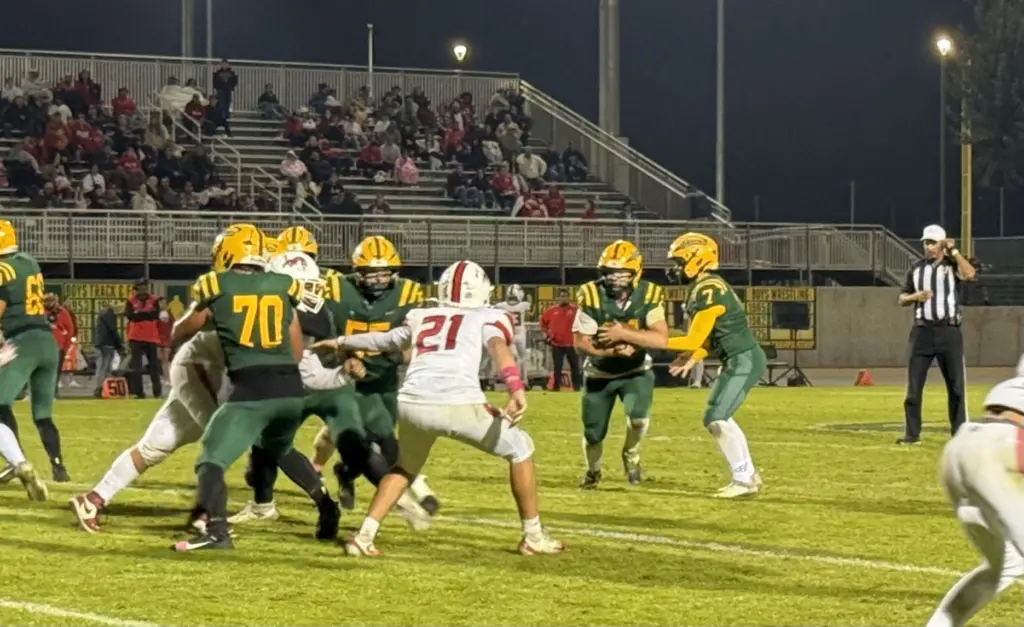 kingsburg-win