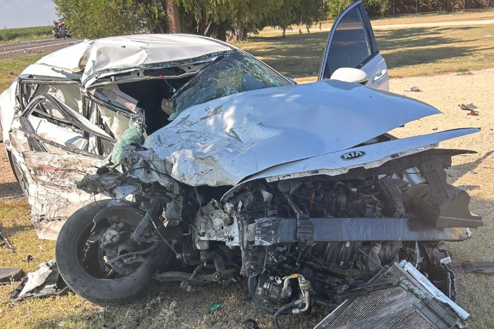 Both Drivers Miraculously Survive Two-Car Head-on Collision