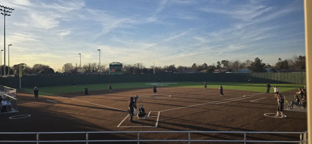 lady-winds-softball-tournament