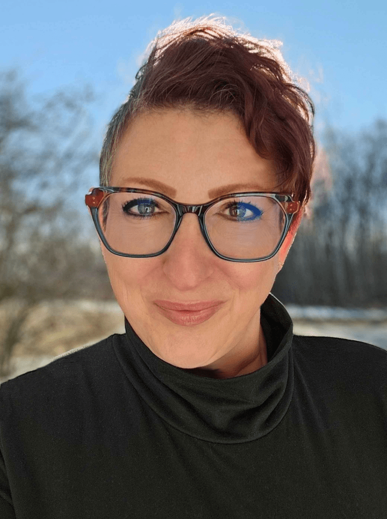 Tara – 101.3 The Wolf