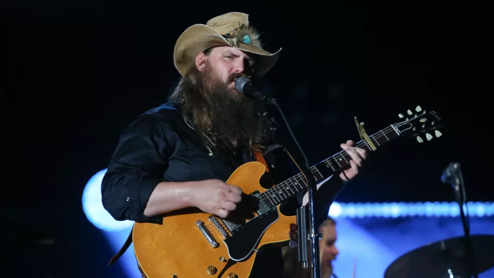 Chris Stapleton shares his new song 'Think I'm In Love With You' 101.
