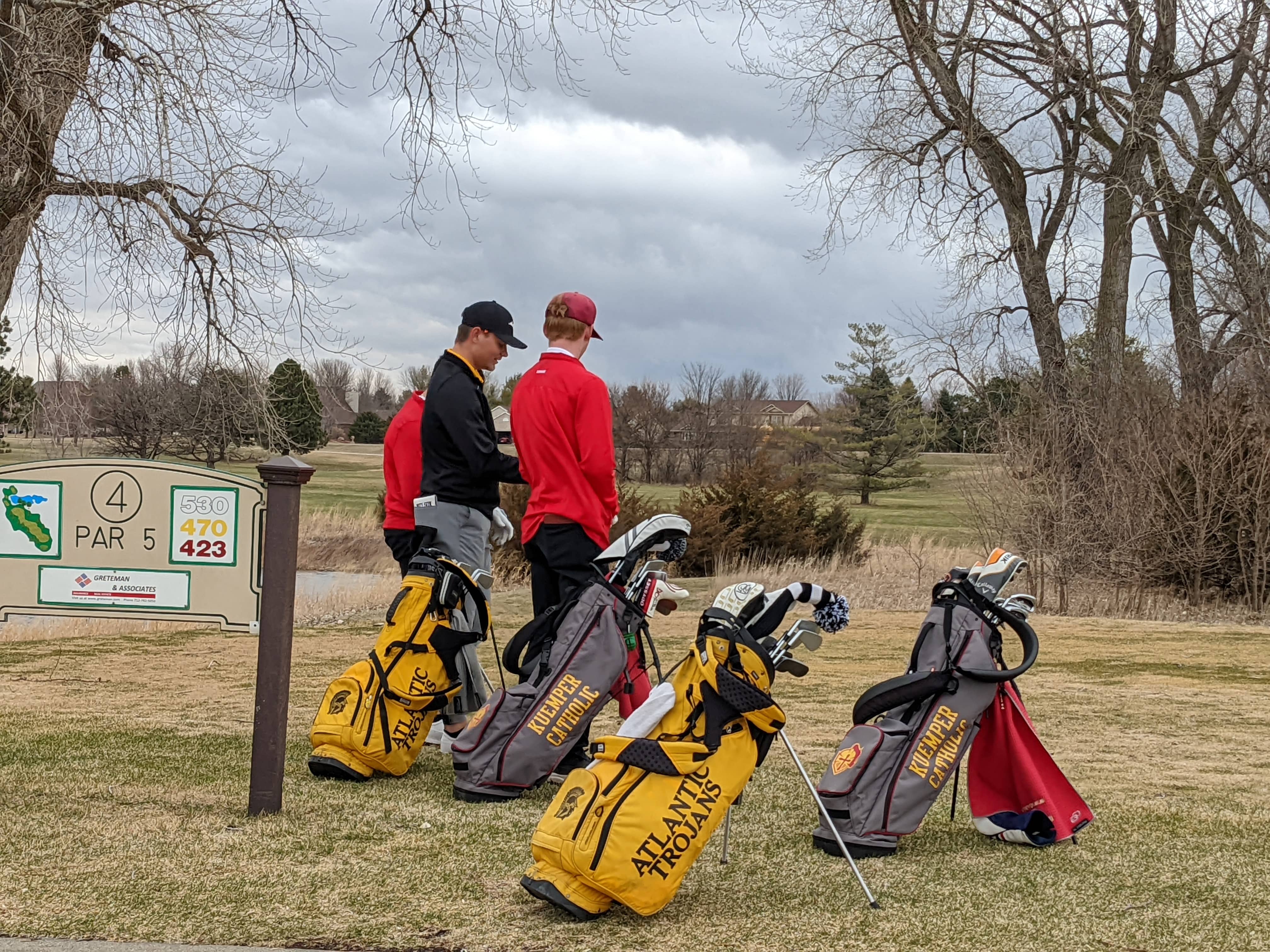 boys-golf