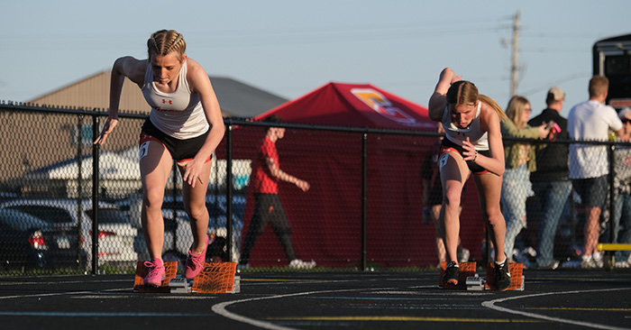 raccoon-river-conf-track-girls