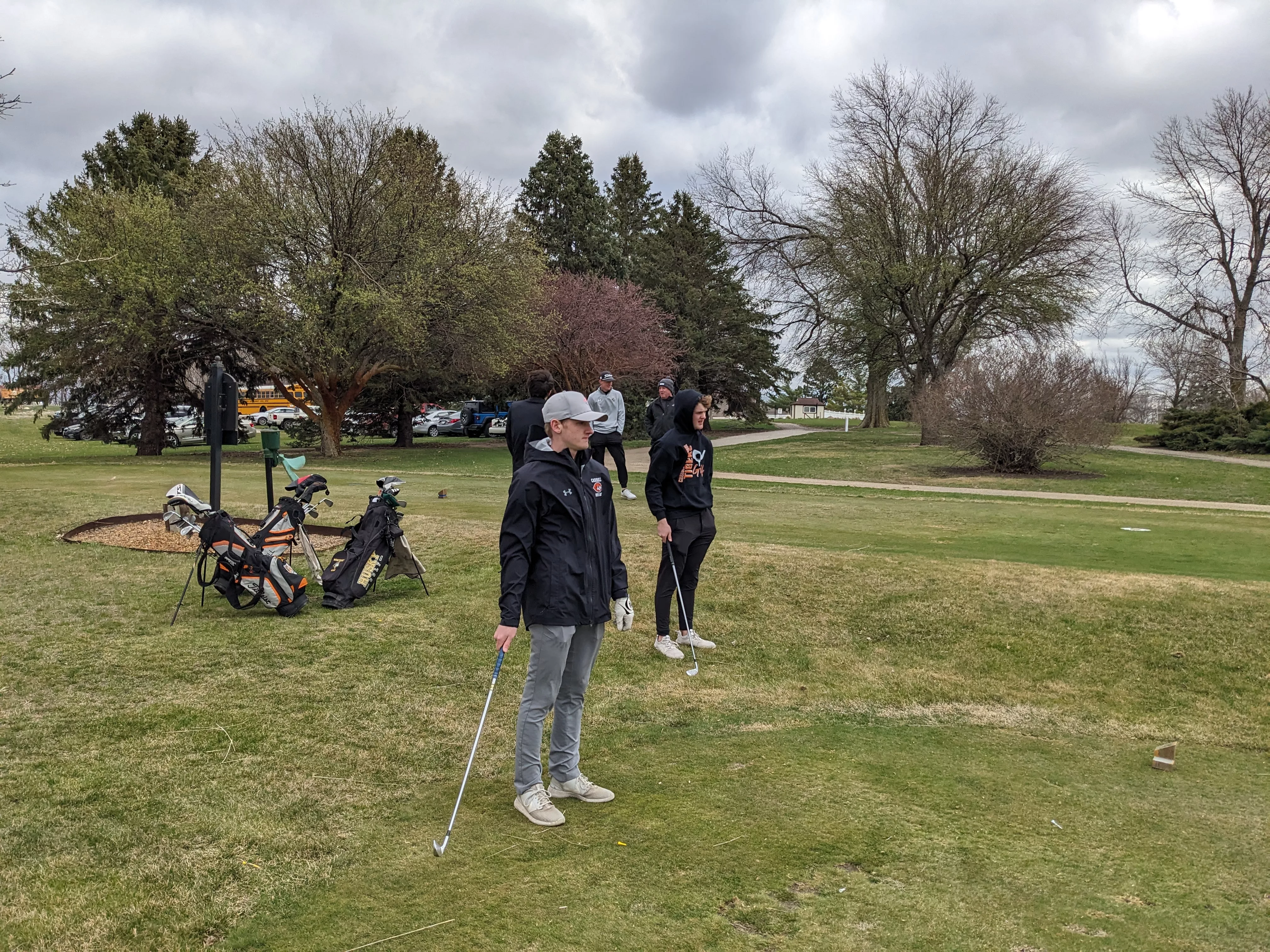 boys-golf-april-11th