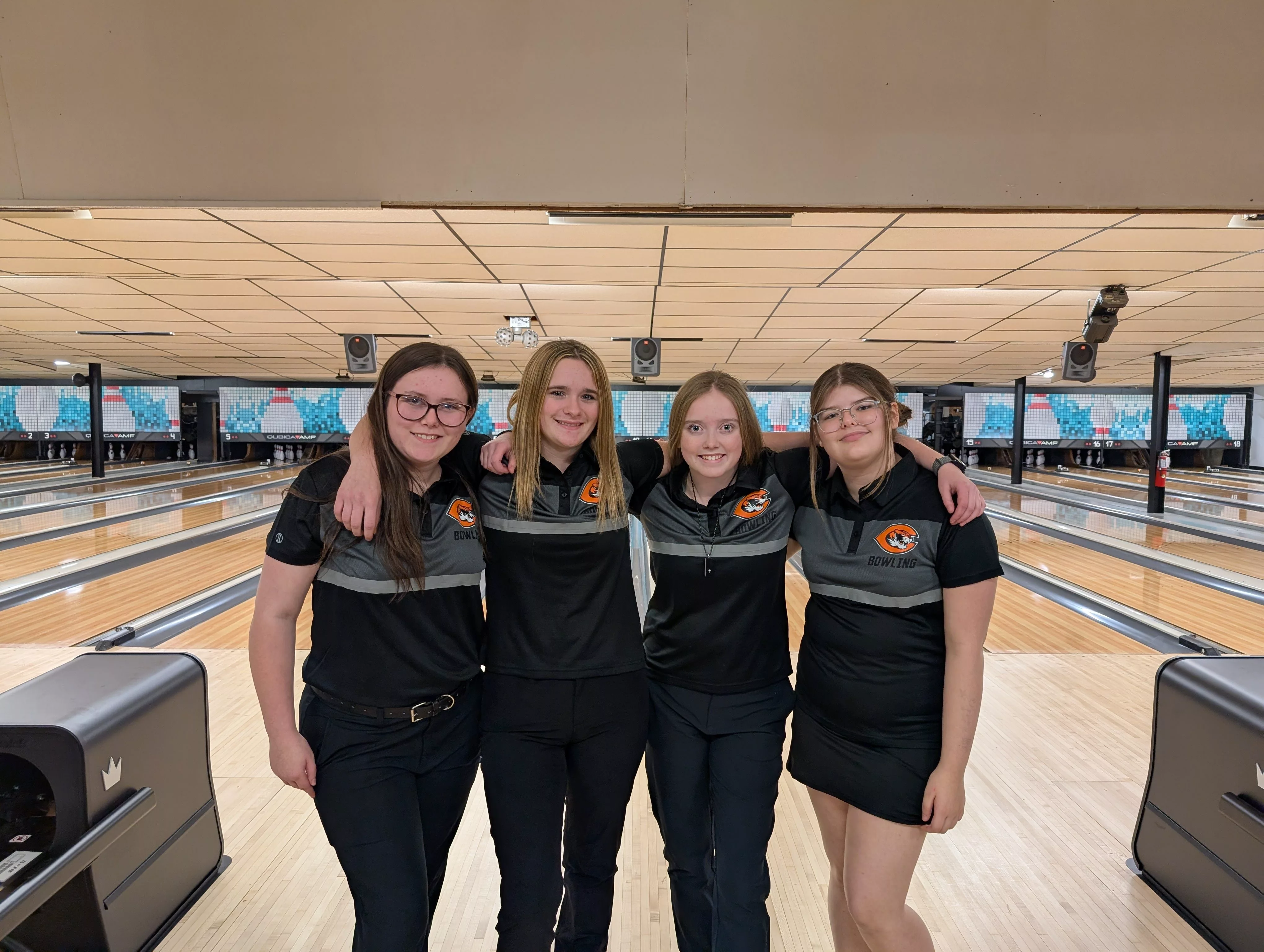 carroll-girls-bowling