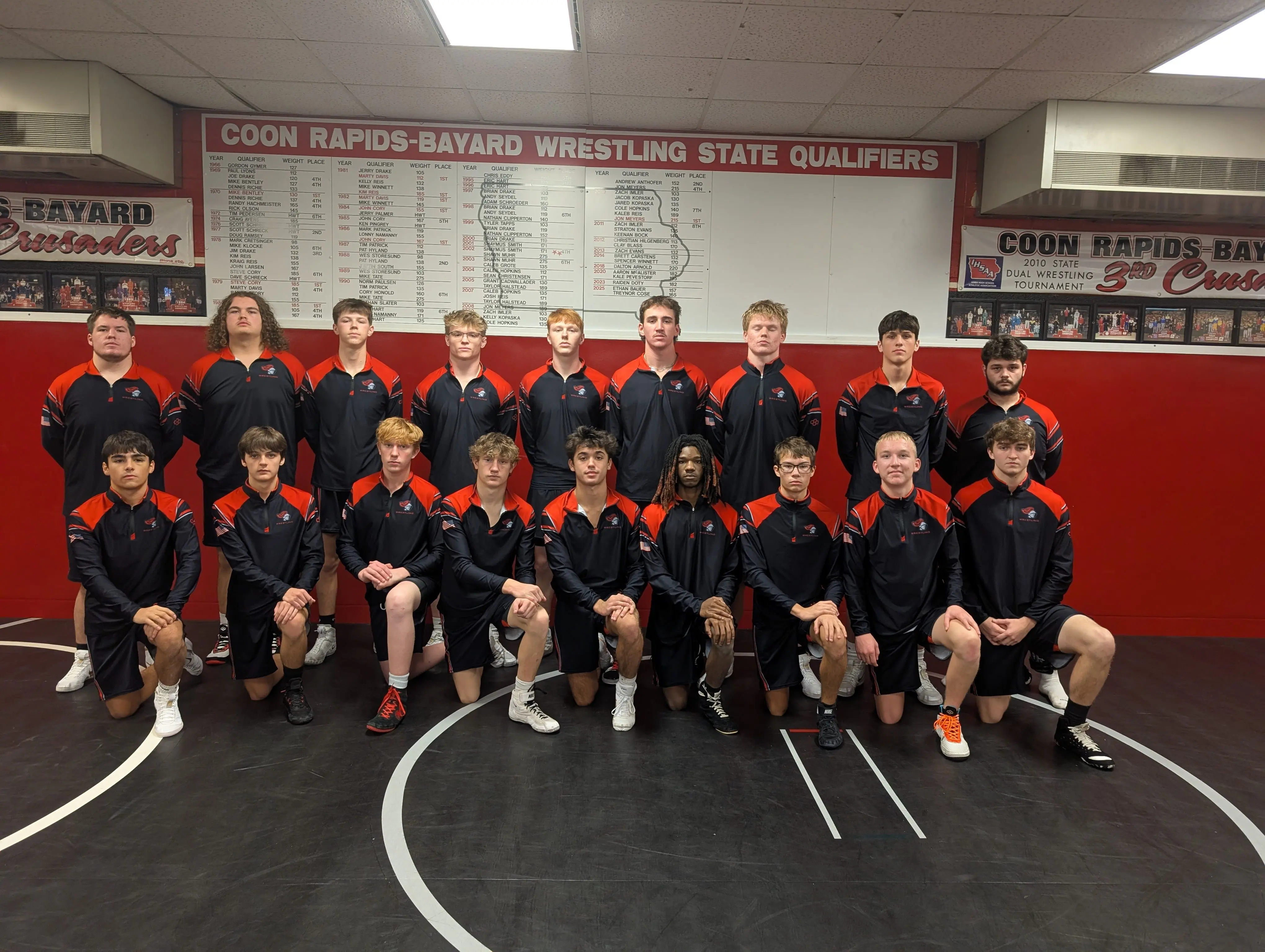 pxl_20251125_220333689