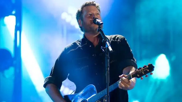 m_blakesheltoncmafest2025abcguitar245345