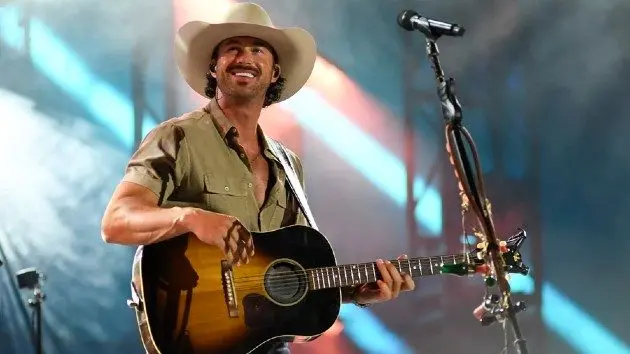 m_riley20green20disney20connie20chornuk_110425474963