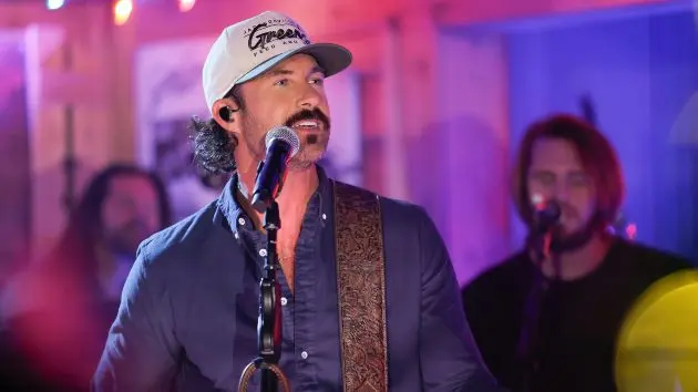 m_rileygreennyecbs2025931498