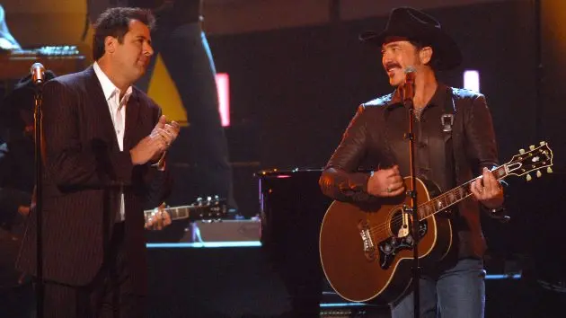 getty_vincegillkixbrooks_031126929825