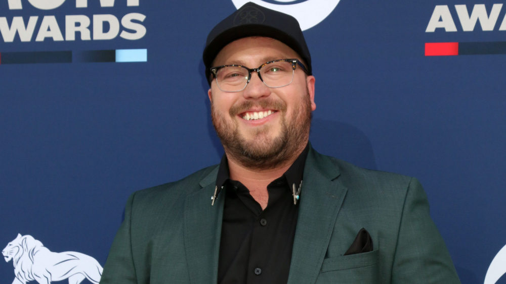 Mitchell Tenpenny breaks record after 