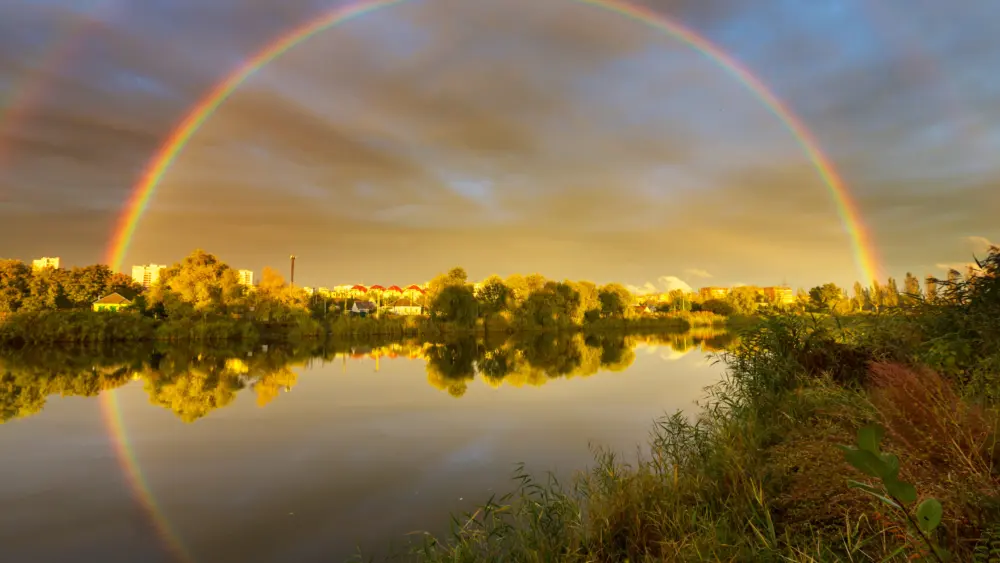 rainbow-on-the-lake