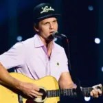 Parker McCollum extends tour with summer dates in 2026