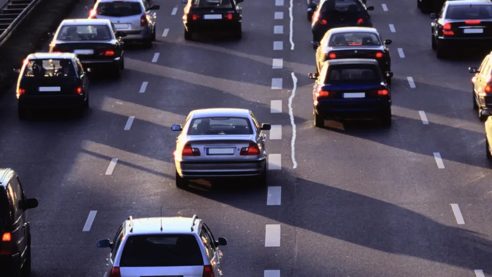 overview-traffic-on-a-busy-highway-2026-01-11-09-59-18-utc
