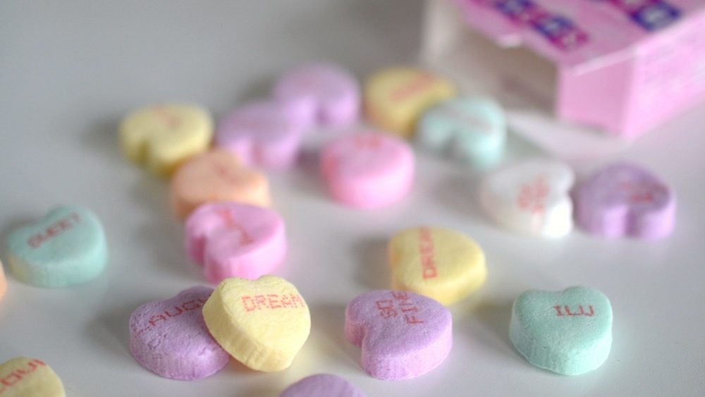 conversation-hearts-pastel-candy-hearts-for-vale-2021-08-30-05-42-50-utc_ccexpress