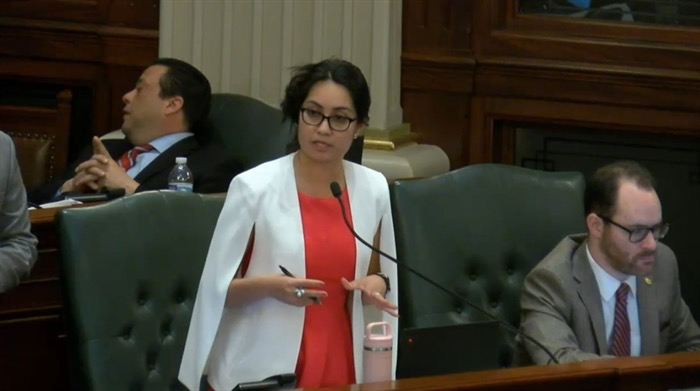 Nowicki: Secretary of state backs proposal allowing noncitizens to receive standard driver's licenses - Vimarsana News