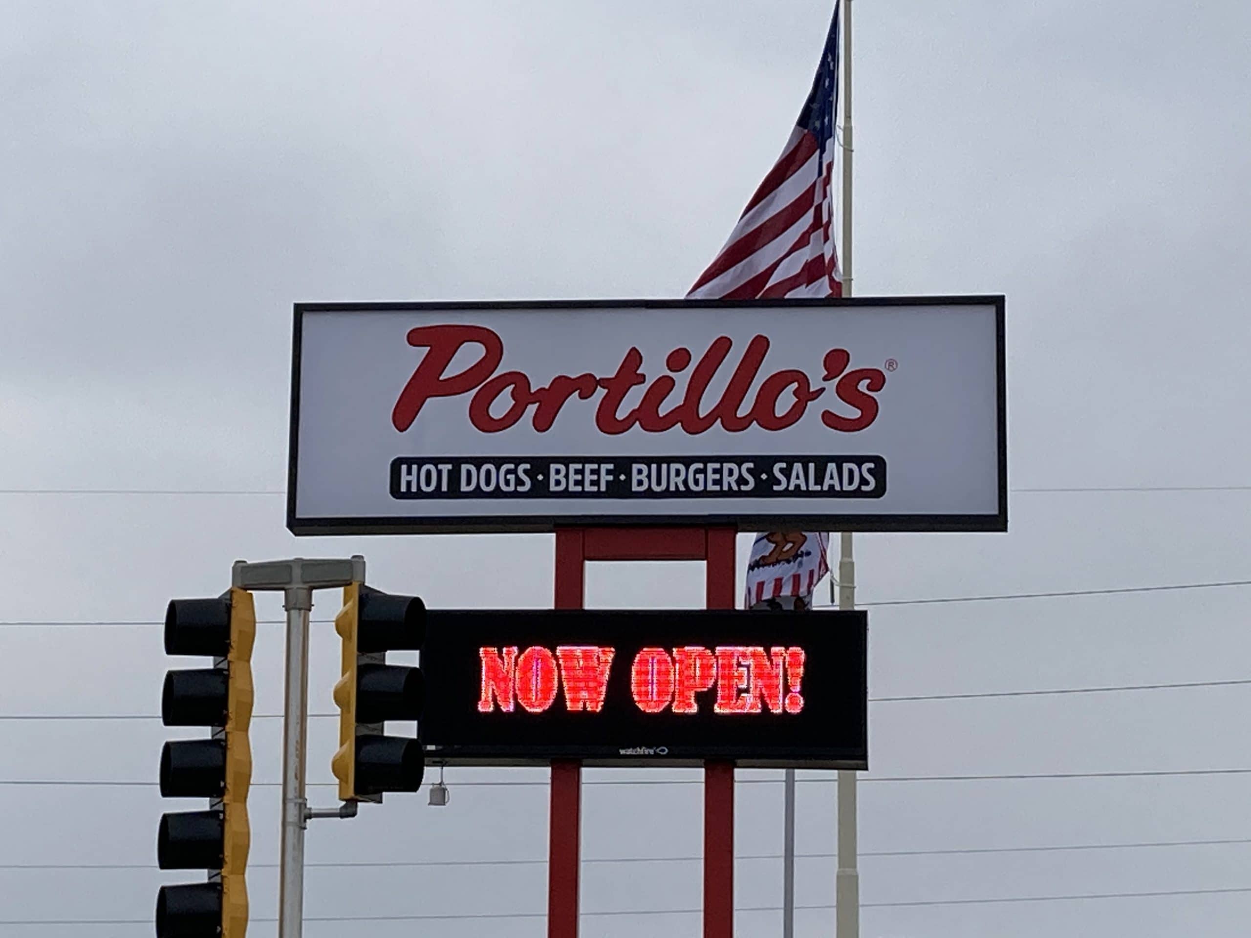 Portillo's Going Cashless For DriveThru Transactions 98.7 WNNS