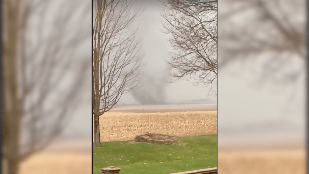 Confirmed Tornado touch down, hits sections of Central Illinois 98.7 WNNS