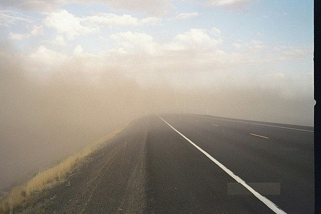640px-dust_storm_across_highway_26_east_of_othello_10933502994-jpg-4