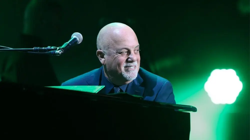 Billy Joel performs in concert at Madison Square Garden on November 21^ 2016 in New York City.