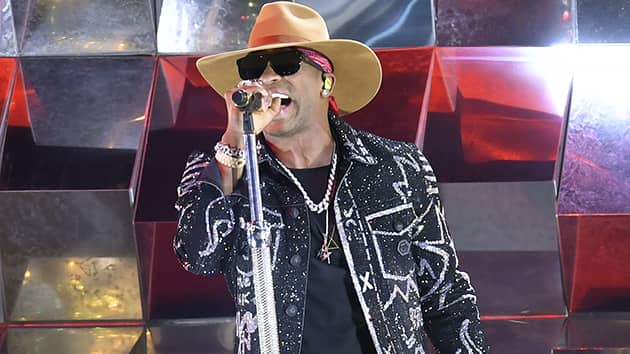 m_jimmieallencmaawards_12062021-2