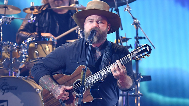 m_zacbrowncmas_04052022
