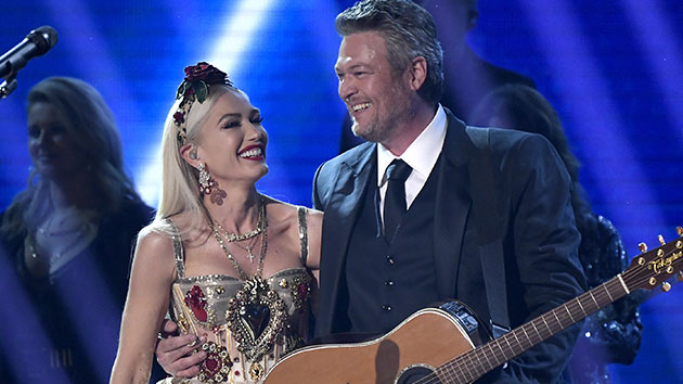 getty_gwenstefaniblakeshelton2_040622_0