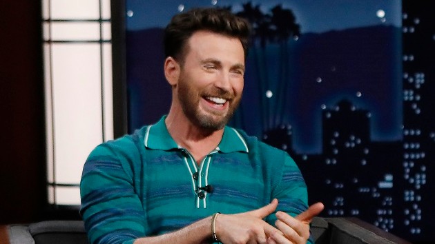 e_chris_evans_laughing_06132022