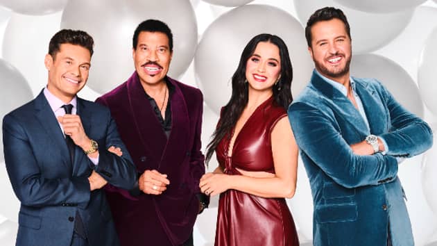 m_americanidolhosts072822