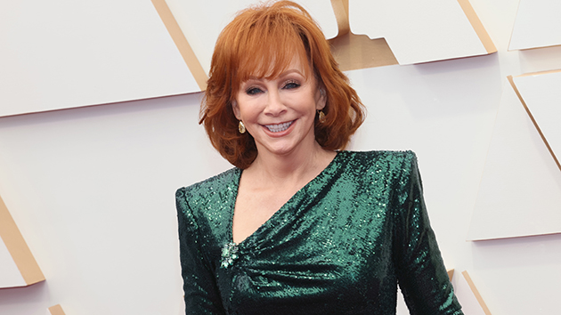 getty_rebamcentire_08122022