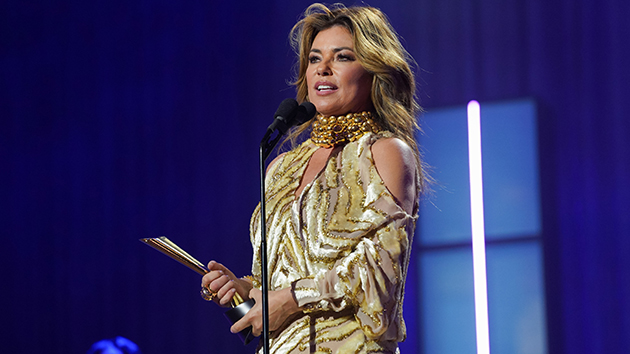 getty_shaniatwain_10182022