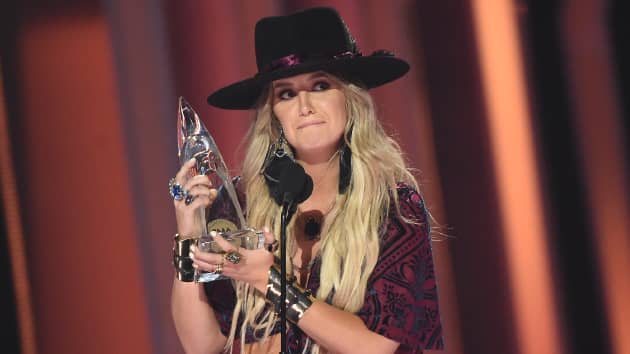 m_laineywilsoncmas2022-2