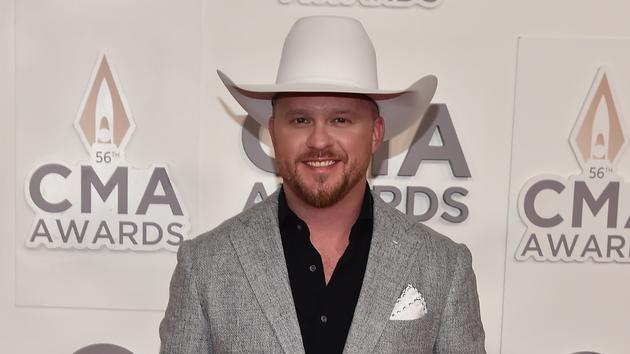 m_codyjohnsoncmaawards2022abc896318