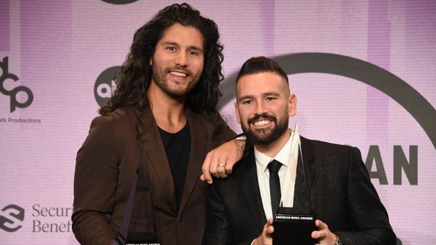 m_dan2bshayamericanmusicawards2022abc292931