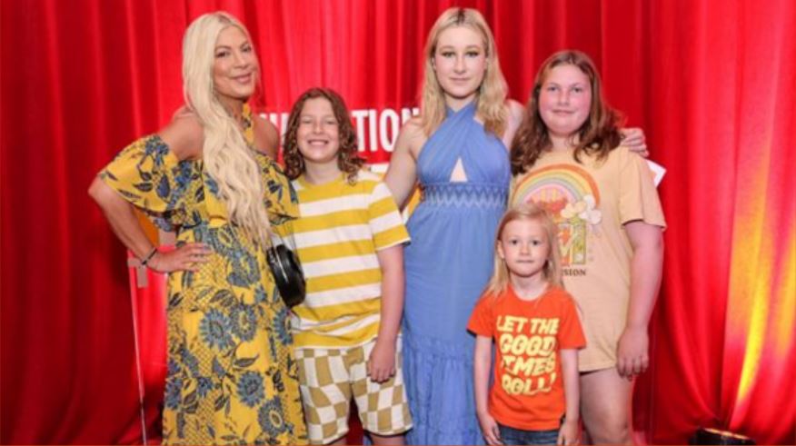 getty_spelling_family_05192023347732
