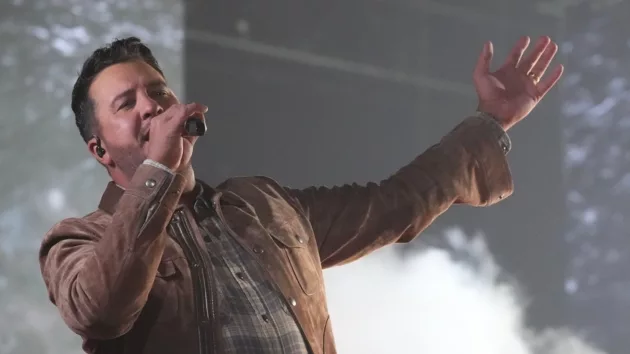 m_lukebryanabc2490826