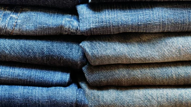 g_jeansstockimage769036