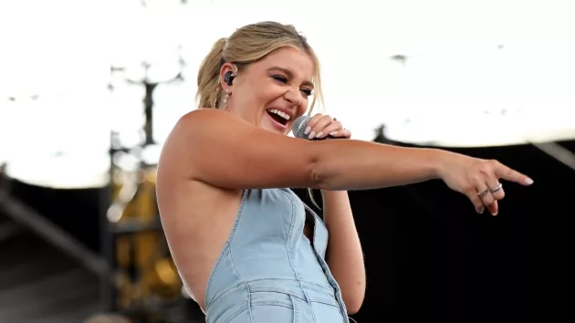 g_laurenalaina2023cmafest83933