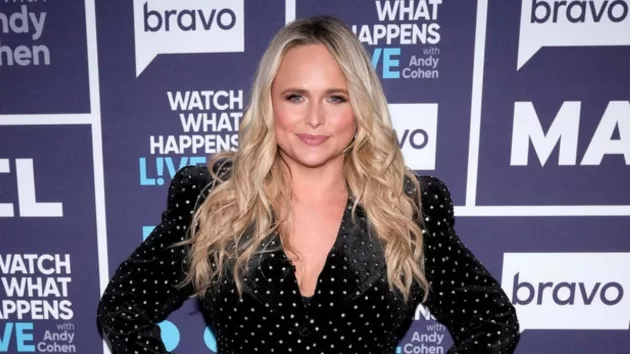 m_mirandalambertwatchwhathappenslivewithandycohenbravo282278